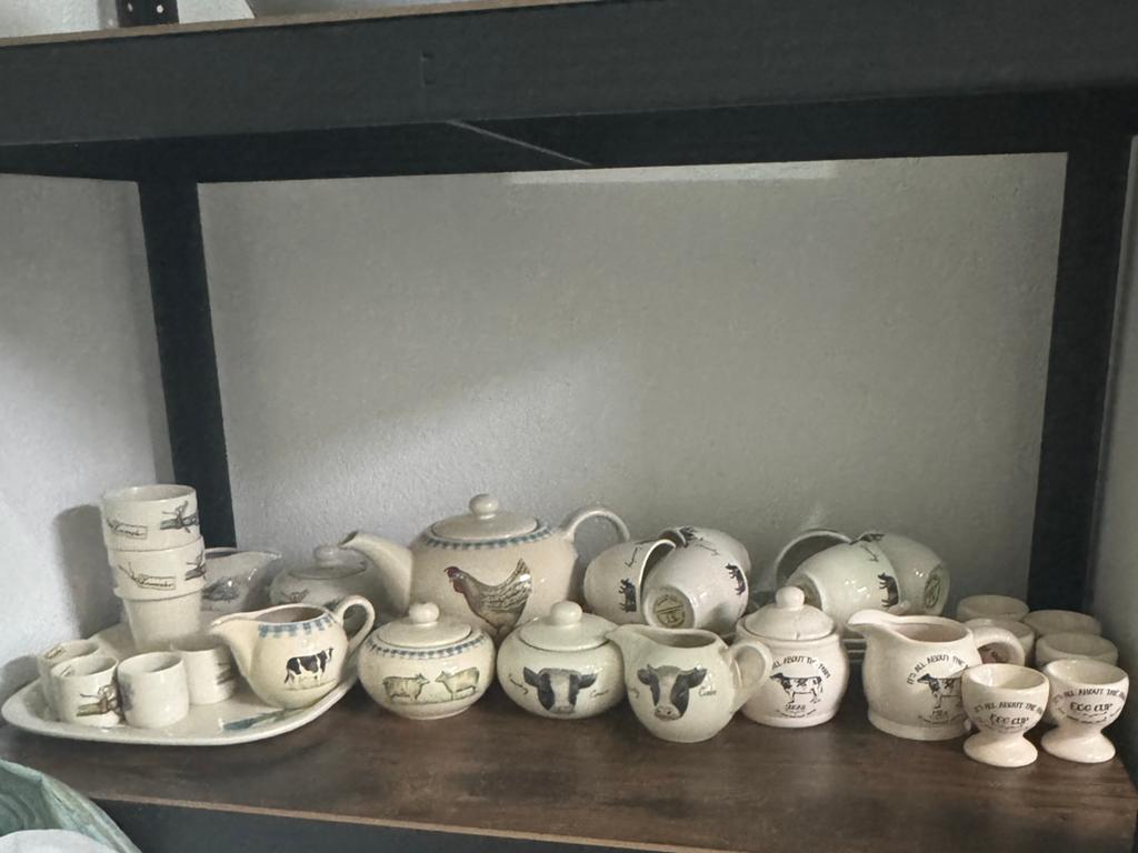 Hele hoop Jet servies country cows/lavendel/farm, Huis en Inrichting, Keuken | Servies, Ophalen of Verzenden, Overige stijlen