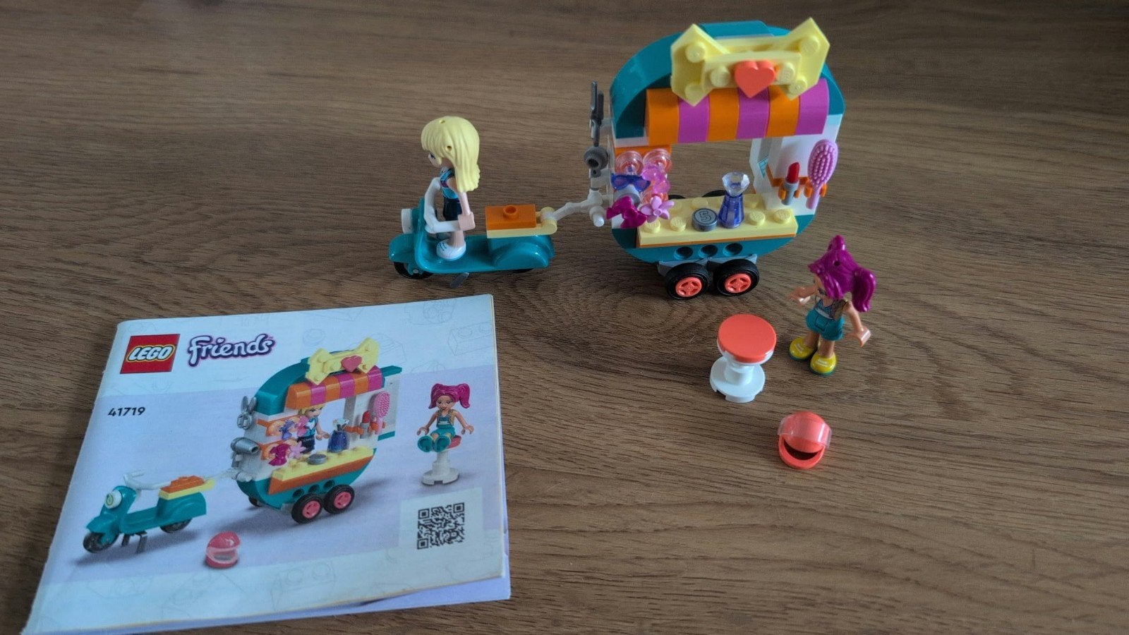 Lego Friends 41719 Mobiele Kapsalon met Scooter, Ophalen of Verzenden, Zo goed als nieuw