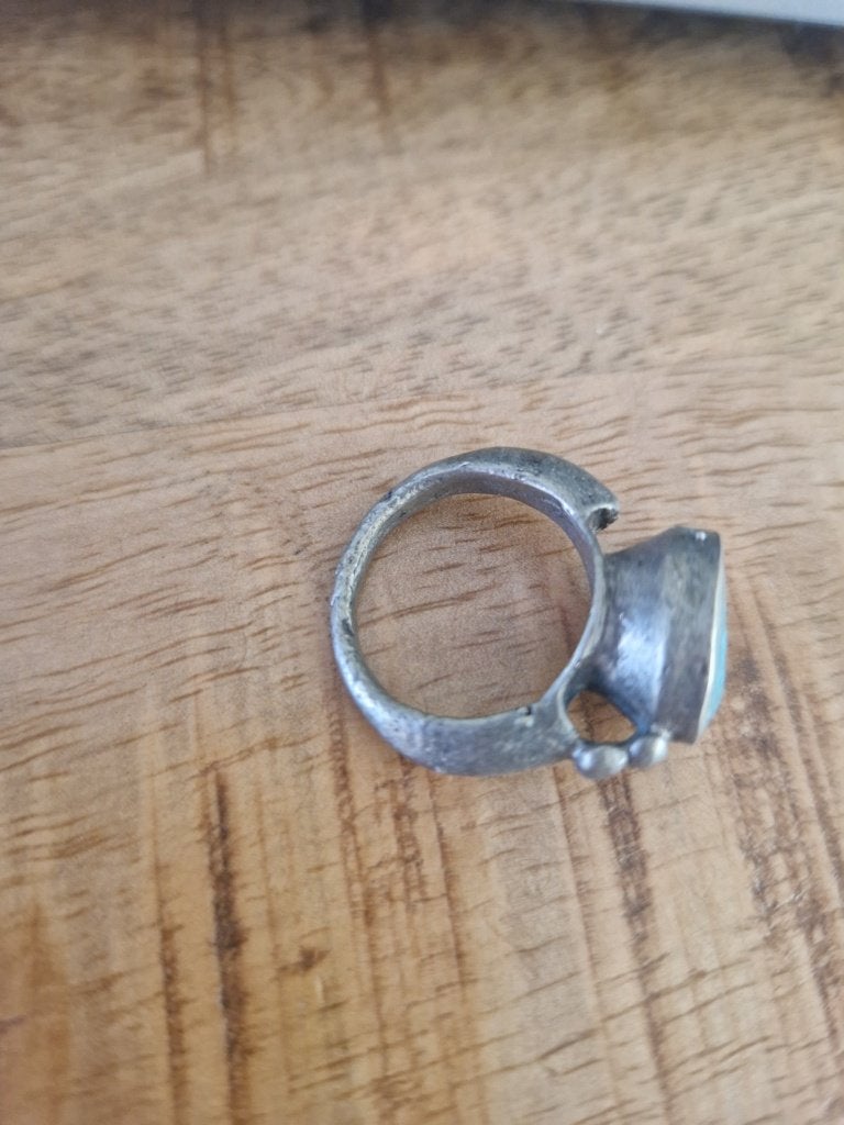 Oude zegelring Tibet met turquoise zegel. Maat 17., Ophalen of Verzenden, Zilver, Ring, Met edelsteen