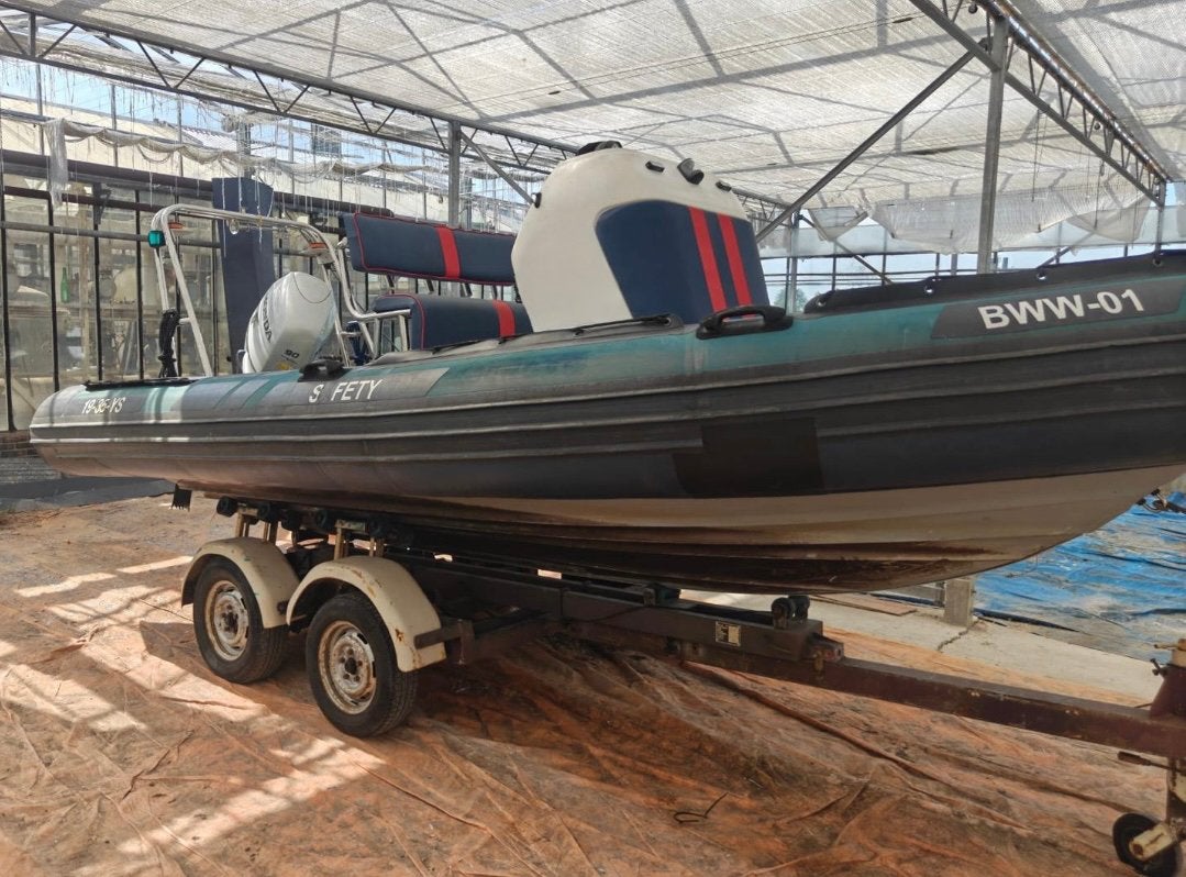 Stingray Marine 5.6 RIB | Honda 90PK 4-takt | Trailer | Navi, Watersport en Boten, Rubberboten, Ophalen, Buitenboordmotor, Powertrim
