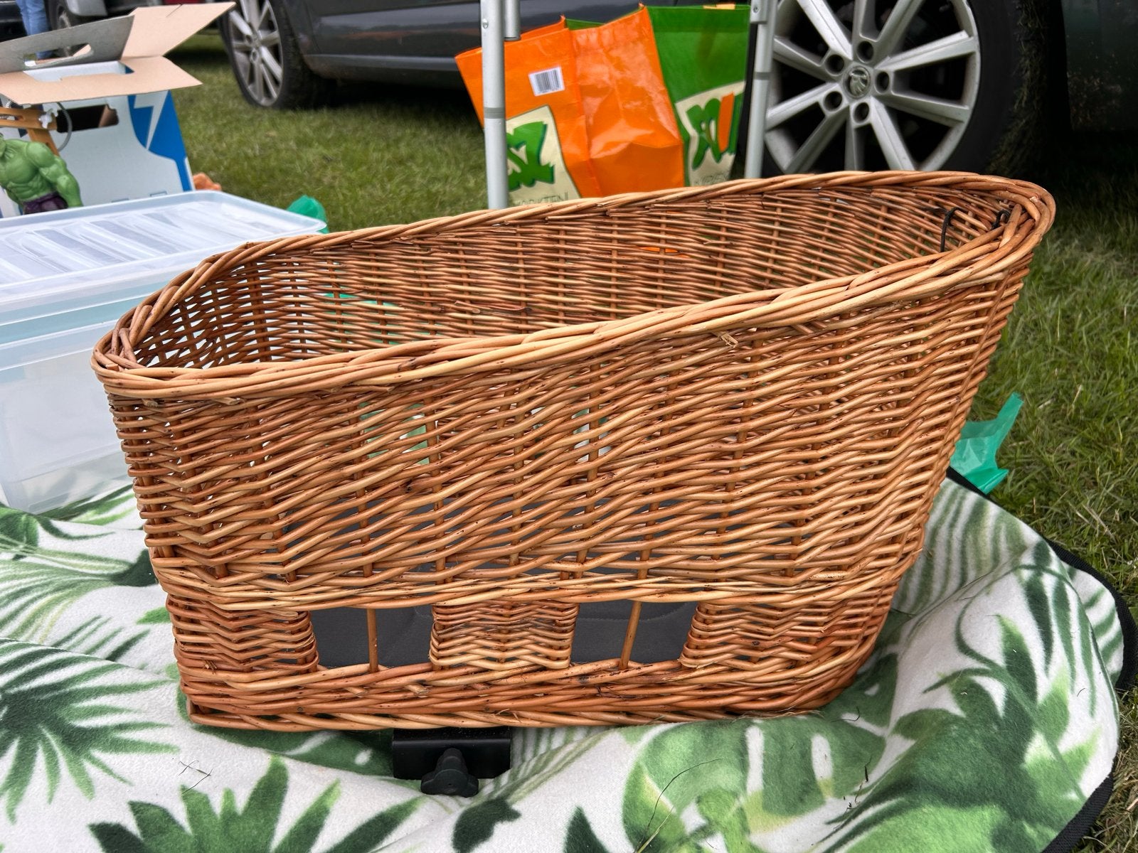 Basil Hondenmand voor achter op de fiets, Ophalen, Gebruikt, Hondenkar, Minder dan 20 kg