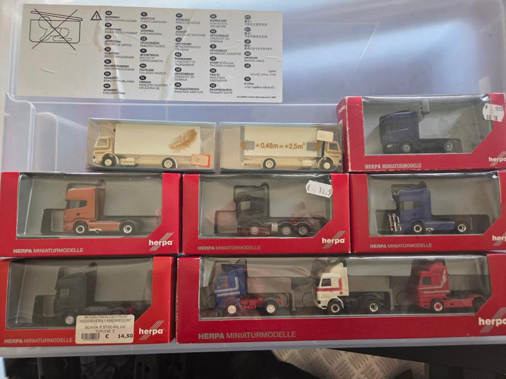 Herpa Scania trucks vrachtwagens vitrine modellen, Verzenden, Zo goed als nieuw, Bus of Vrachtwagen, Herpa
