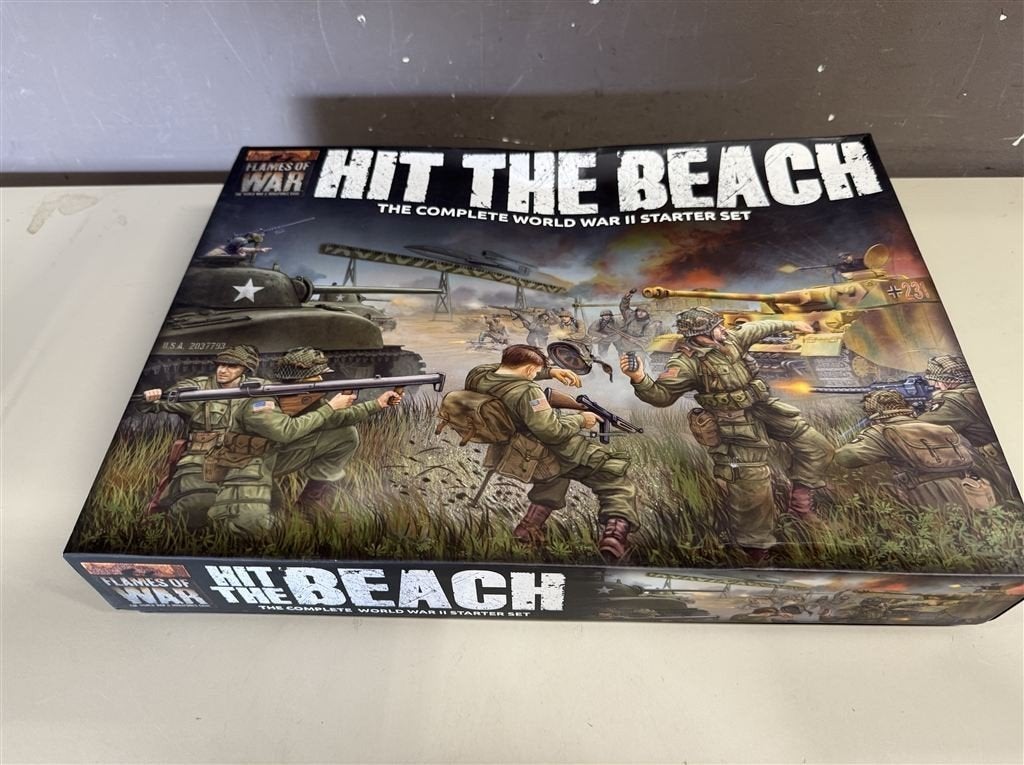 Flames of War - Hit the Beach Two Player Starter Set plus ex, Hobby en Vrije tijd, Ophalen of Verzenden, Zo goed als nieuw