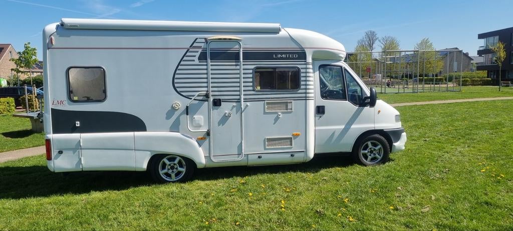 LMC Limited Alkoof Camper - Klaar voor Avontuur!, Caravans en Kamperen, Campers, Particulier, tot en met 4, Alkoof, LMC, Fiat