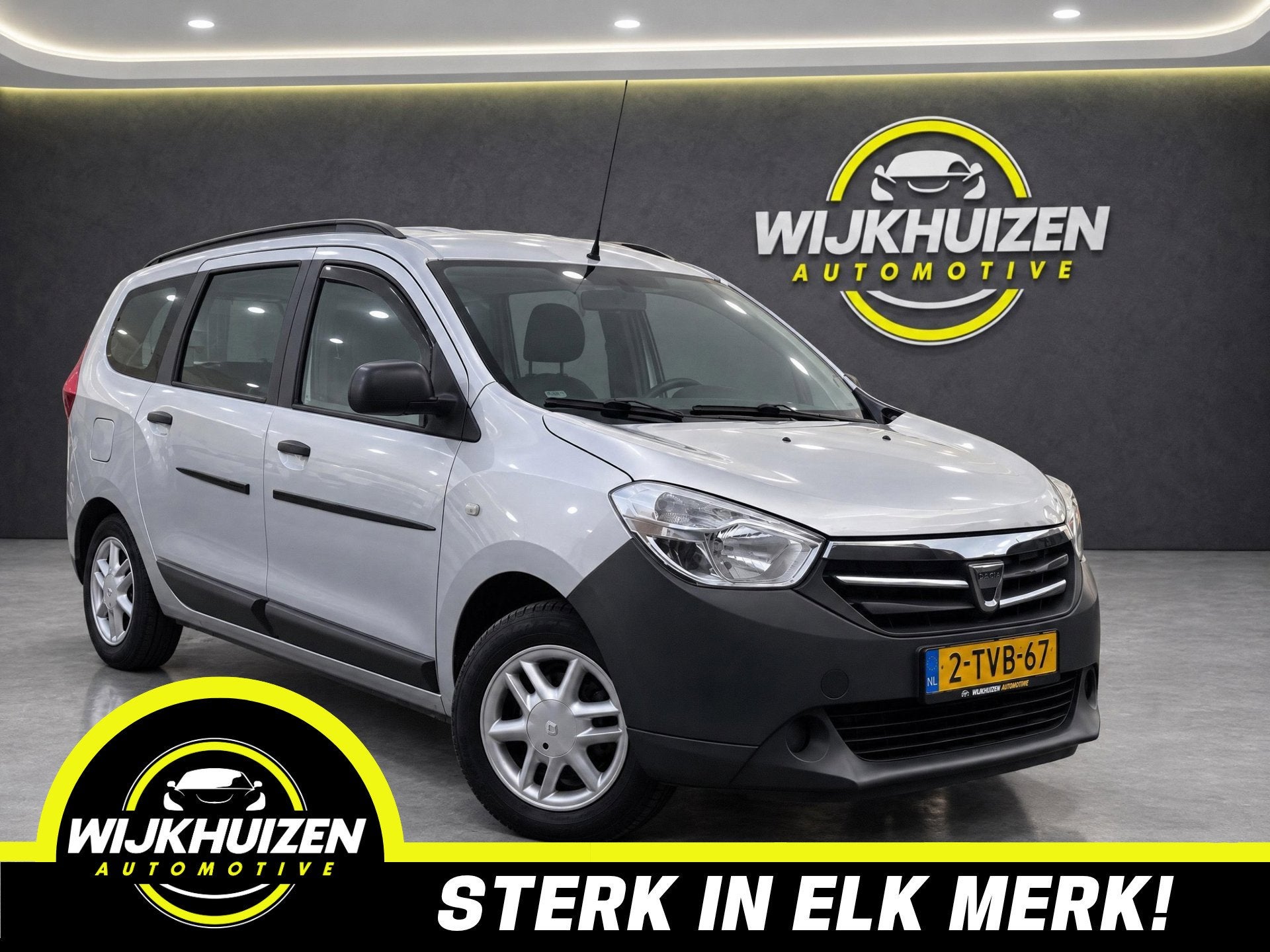 Dacia Lodgy 1.6 MPi 7 Persoons met 15 Inch ! Nette staat ! E, Auto's, Voorwielaandrijving, Stof, Gebruikt, Zwart