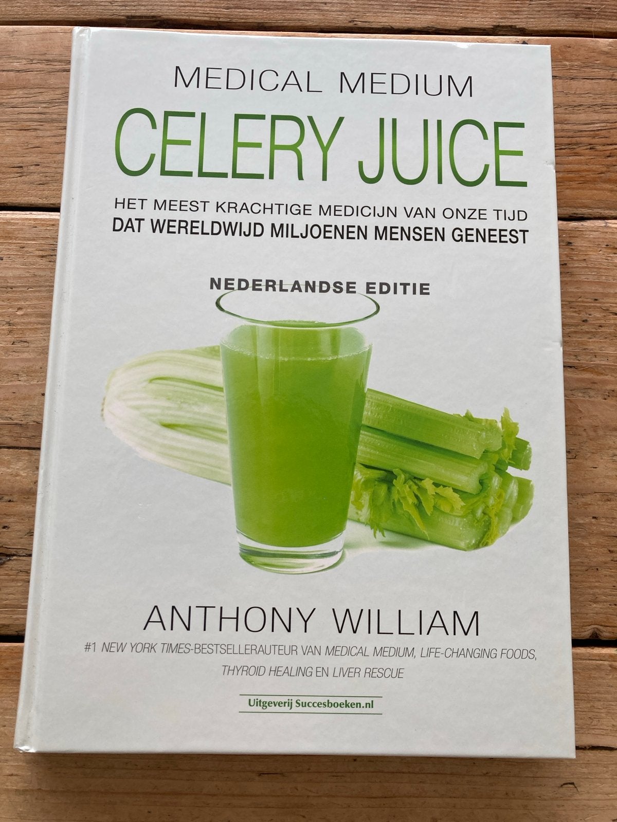 Medical Medium Celery Juice - Anthony William, Ophalen of Verzenden, Zo goed als nieuw, Gezondheid en Conditie