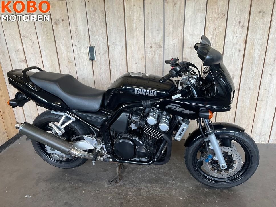 Yamaha FZS600 (bj 2001), 4 cilinders, Motorrijbewijs A, Bedrijf, Onbekend