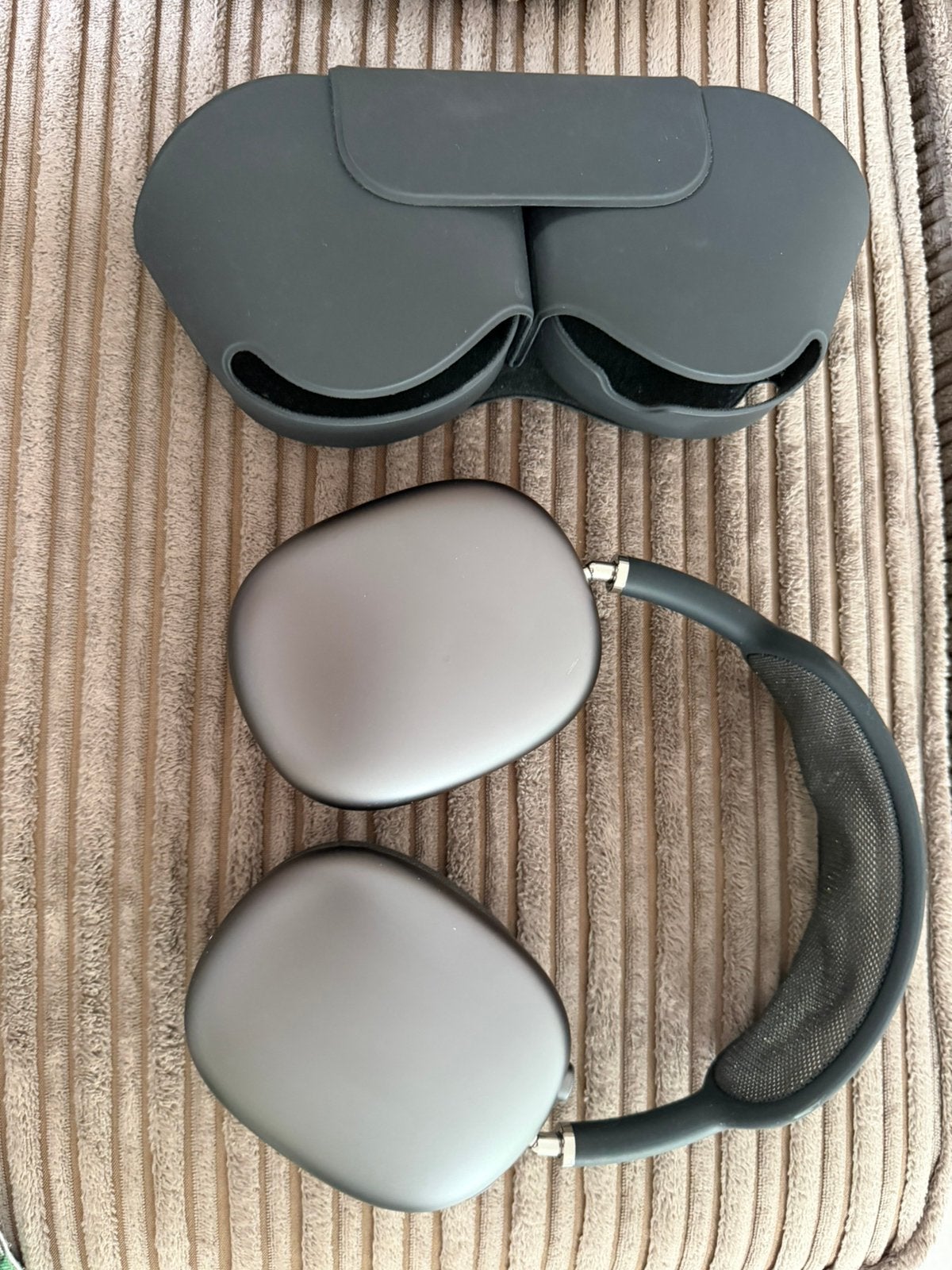Apple Airpods Max