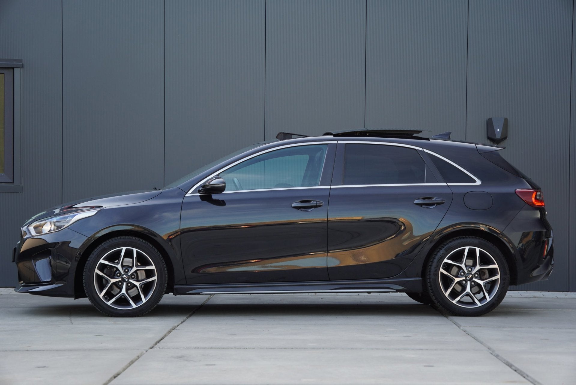 Kia Ceed 1.0 T-GDi GT-Line 2021 Pano Trekhaak Airco Clima Ca, Auto's, Kia, Voorwielaandrijving, Gebruikt, Leder en Stof, Zwart
