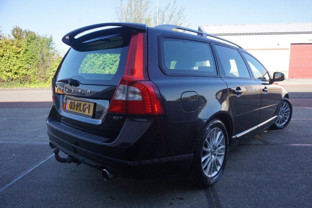 Volvo V70 2.0T R-Edition, Auto's, Voorwielaandrijving, Euro 5, Zwart, 4 cilinders