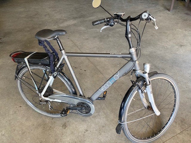 FIETS heren model. Goed te gebruiken als stadsfiets., 28 inch, Gebruikt, Vering, 61 tot 65 cm