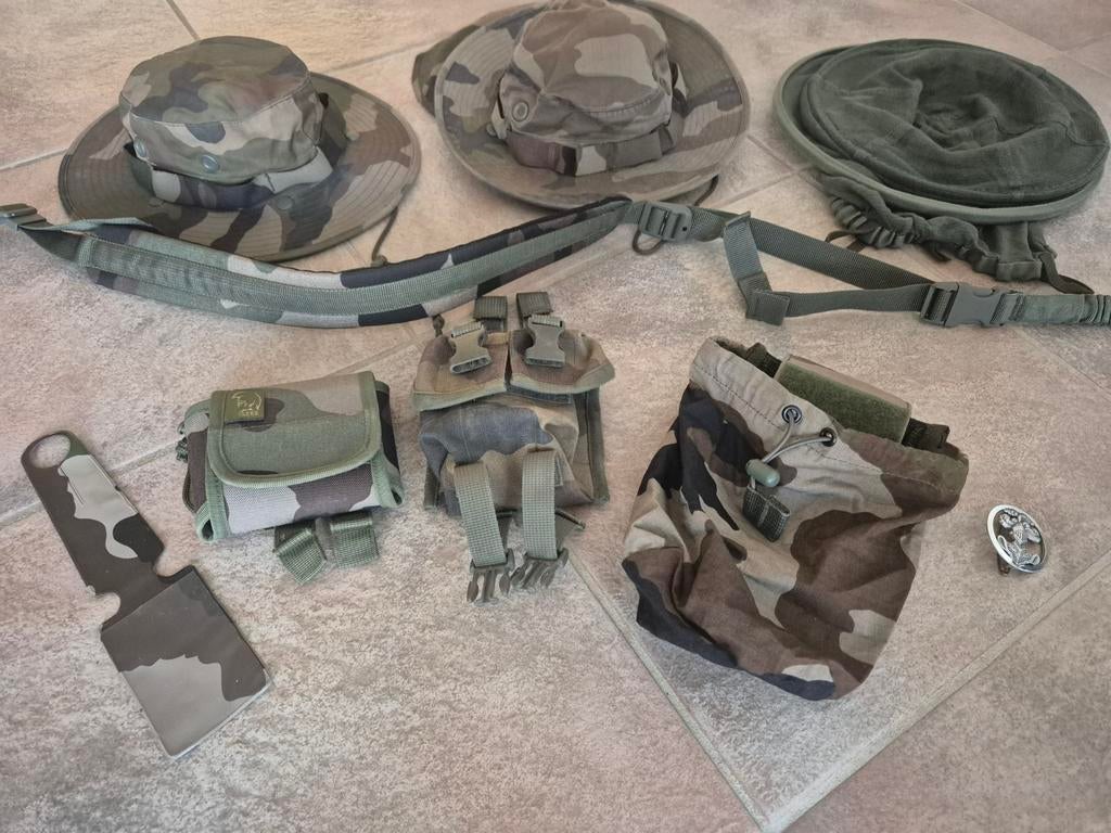 Militair camouflage uitrusting set CE, Verzamelen, Militaria | Algemeen, Verzenden, Landmacht, Overige gebieden, Kleding of Schoenen
