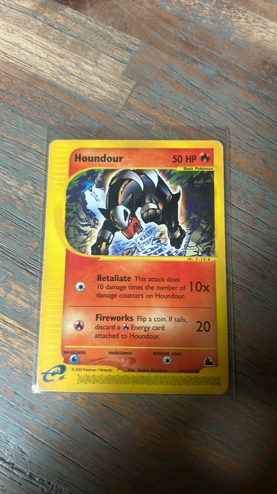 Houndour 66/144 pokemon kaart, Ophalen of Verzenden, Zo goed als nieuw