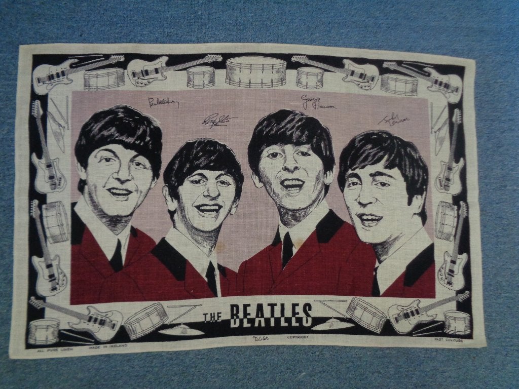 THE BEATLES WANDKLEED 78 X 50 CM ALL PURE LINEN, Ophalen of Verzenden, Zo goed als nieuw, Foto of Kaart