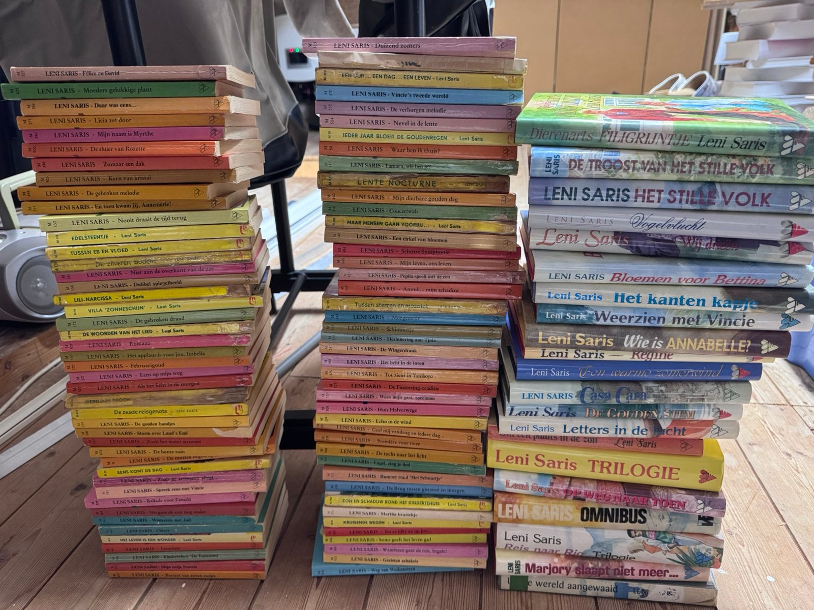 Boeken van schrijfster Lenis Saris, Ophalen, Zo goed als nieuw
