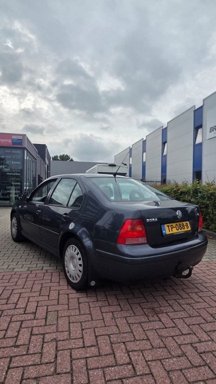 Volkswagen Bora 1.6-16V Sportline (bj 2001), foto 8