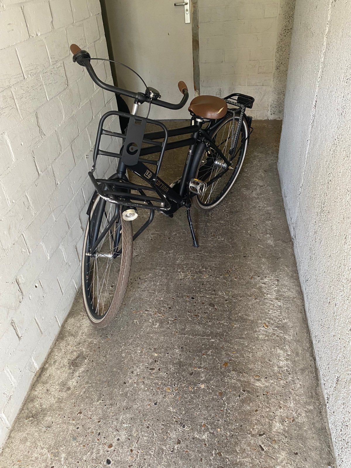 Cortina L4, Ophalen, Zo goed als nieuw, Aluminium, Terugtraprem