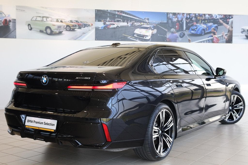 BMW i7 xDrive60 M Sport Pro | Rear Seat Entertainment | BMW, Auto's, BMW, Automaat, Stof, Gebruikt, 624 km