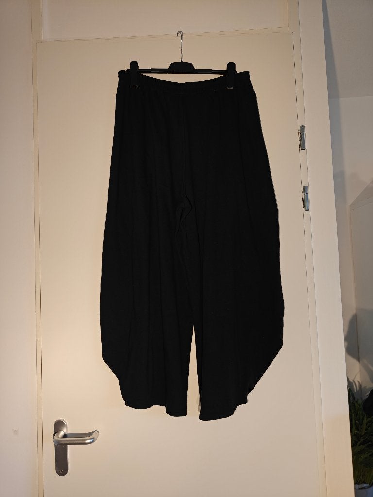 15. Hebbeding Lagenlook ballonbroek / wide leg broek zwart, Kleding | Dames, Zwart, Maat 42/44 (L), Ophalen of Verzenden, Zo goed als nieuw