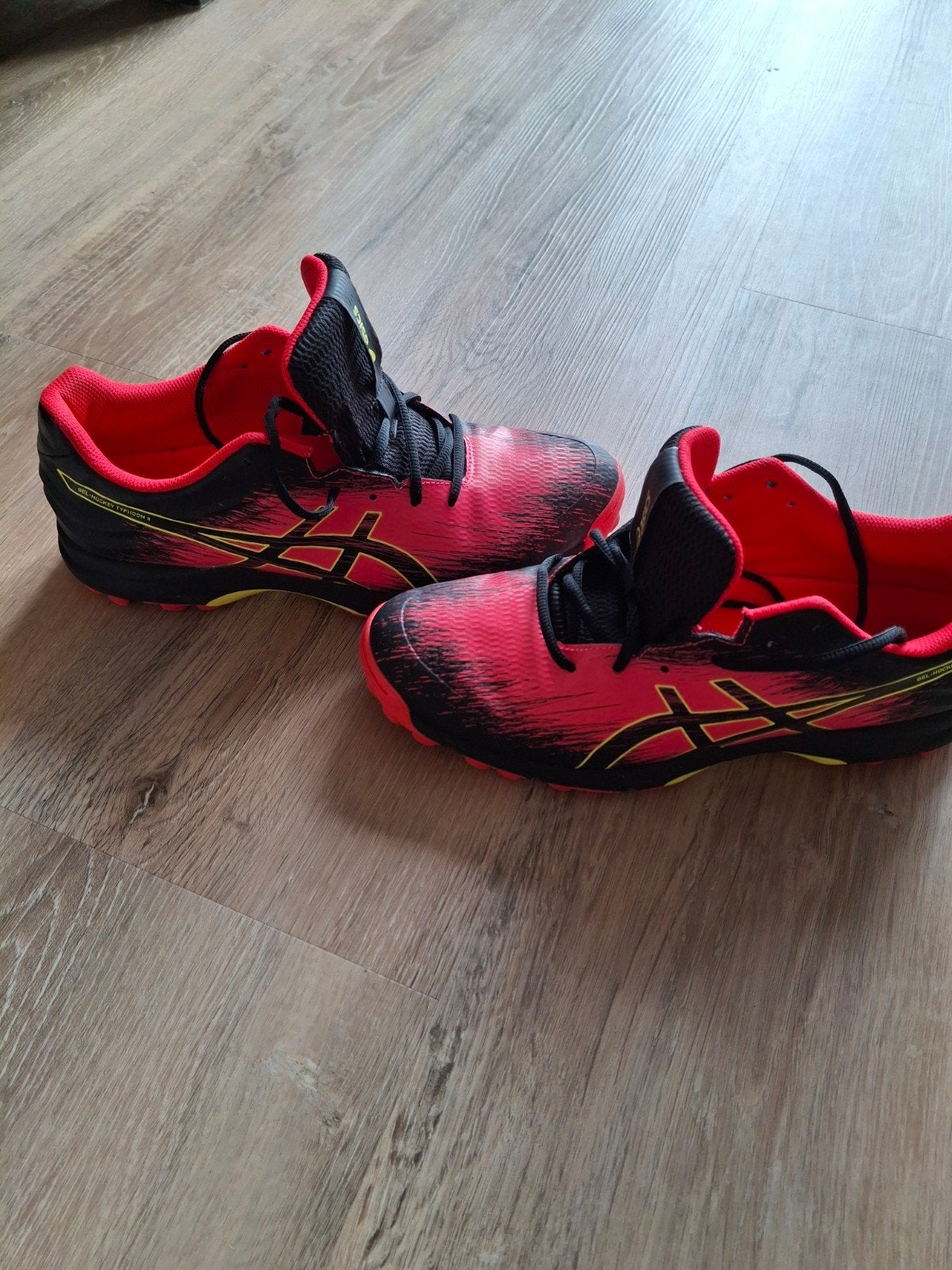 Dames schoenen asics.maat 44, Ophalen, Zo goed als nieuw, Schoenen