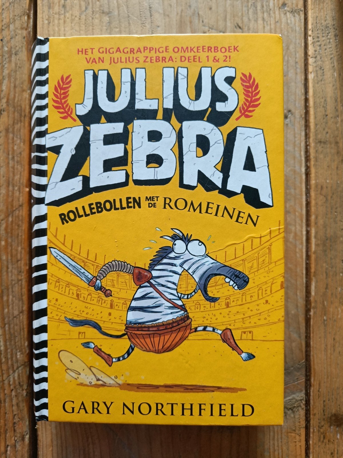 Julius Zebra.  Omnibus., Ophalen of Verzenden, Zo goed als nieuw, Fictie algemeen