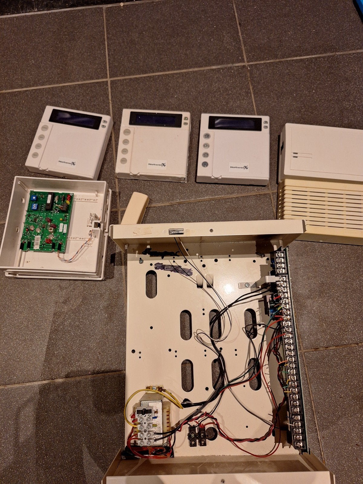 NetworX NX-8-BO Alarmsysteem met bedieningspanelen, Ophalen of Verzenden