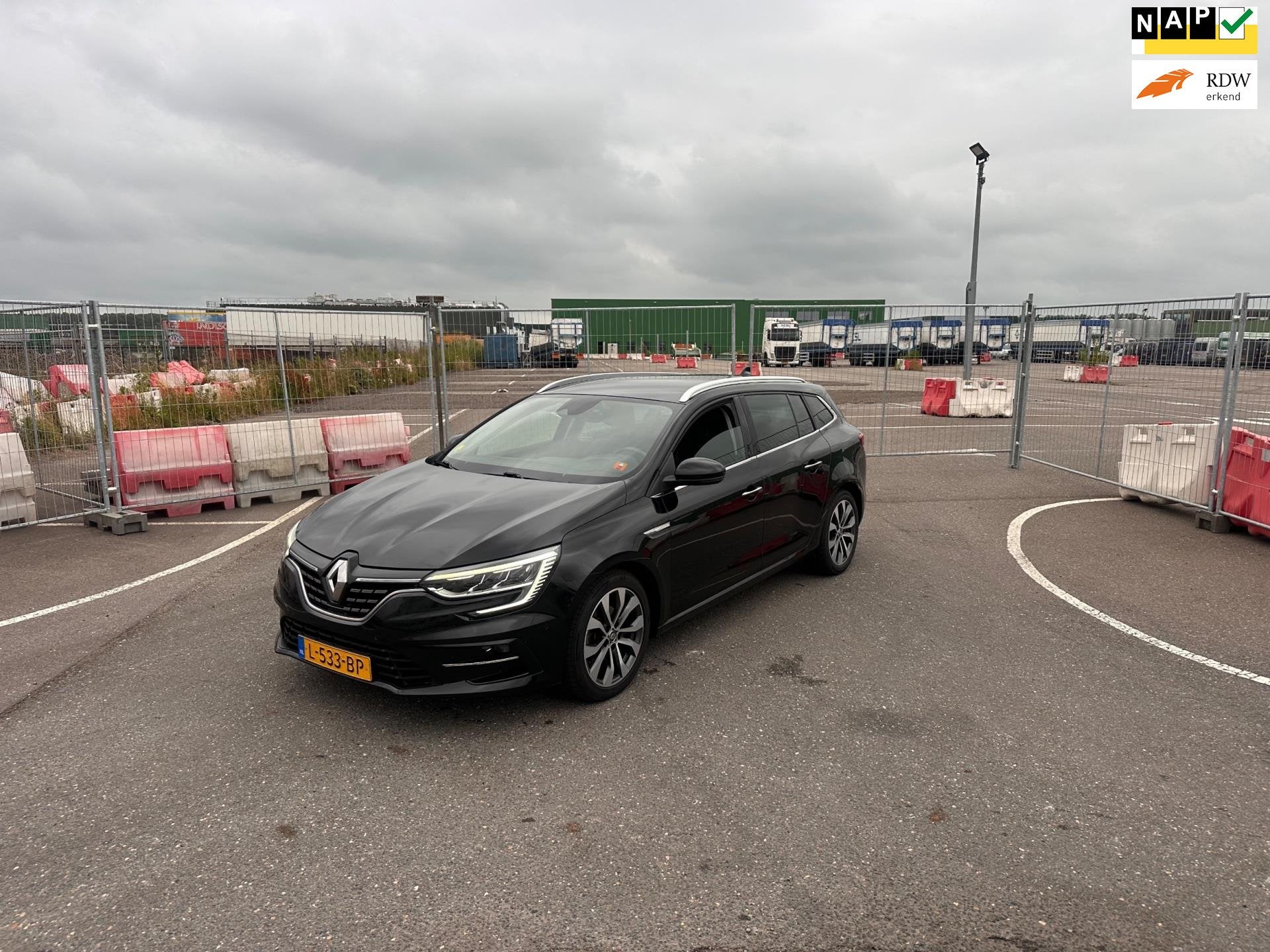 Renault Mégane Estate 1.5 Blue dCi Intens Clima.Navi.Camera, Auto's, Voorwielaandrijving, Gebruikt, Euro 6, 116 pk
