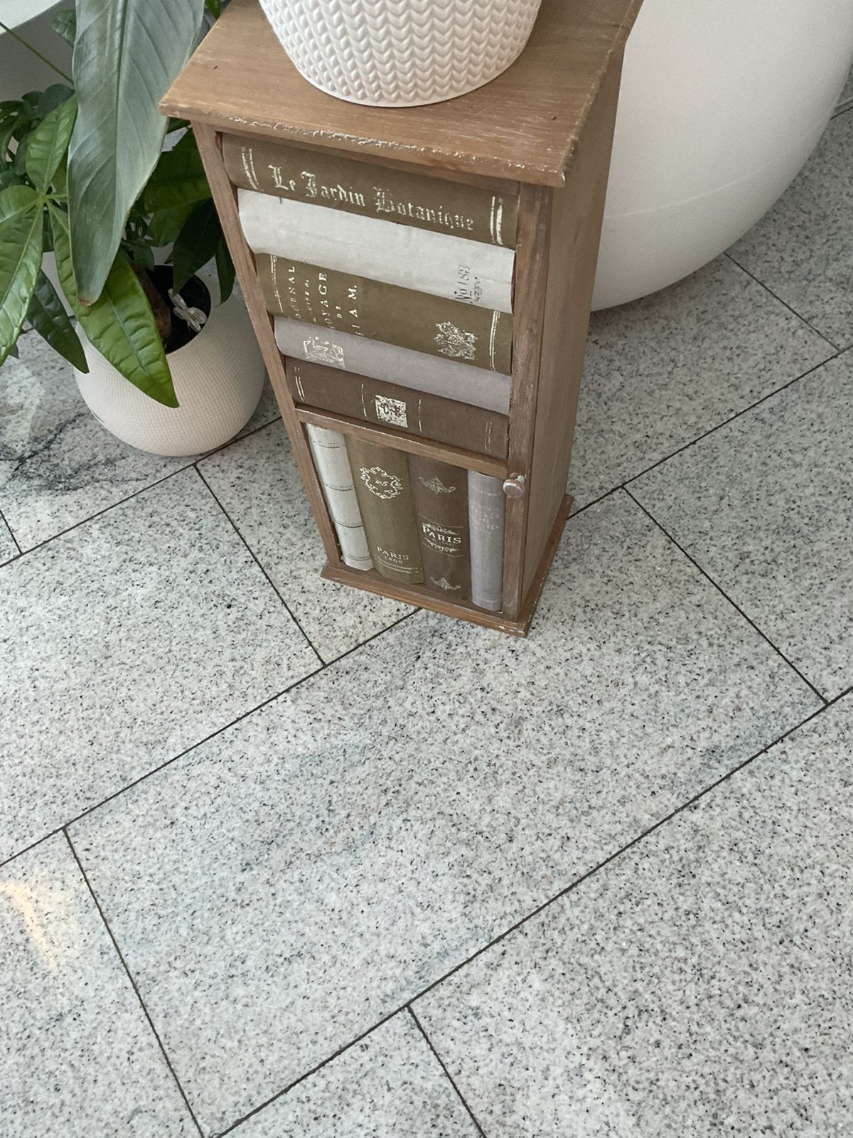 Zeer mooi boekenkastje met boek look deur, Ophalen, 50 tot 100 cm, Zo goed als nieuw, Minder dan 100 cm