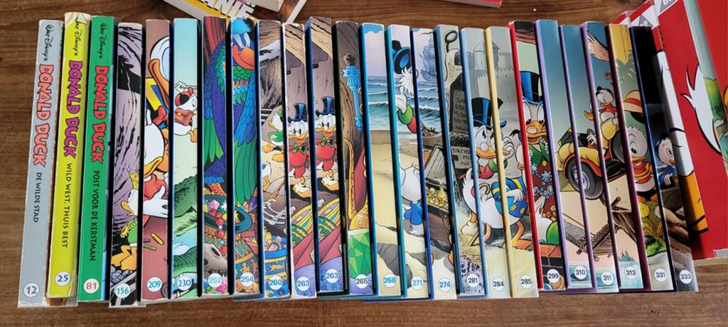 Donald Duck Pockets Collectie: 25 Normale & 16 Dikke Boekjes, Meerdere stripboeken, Ophalen, Gelezen