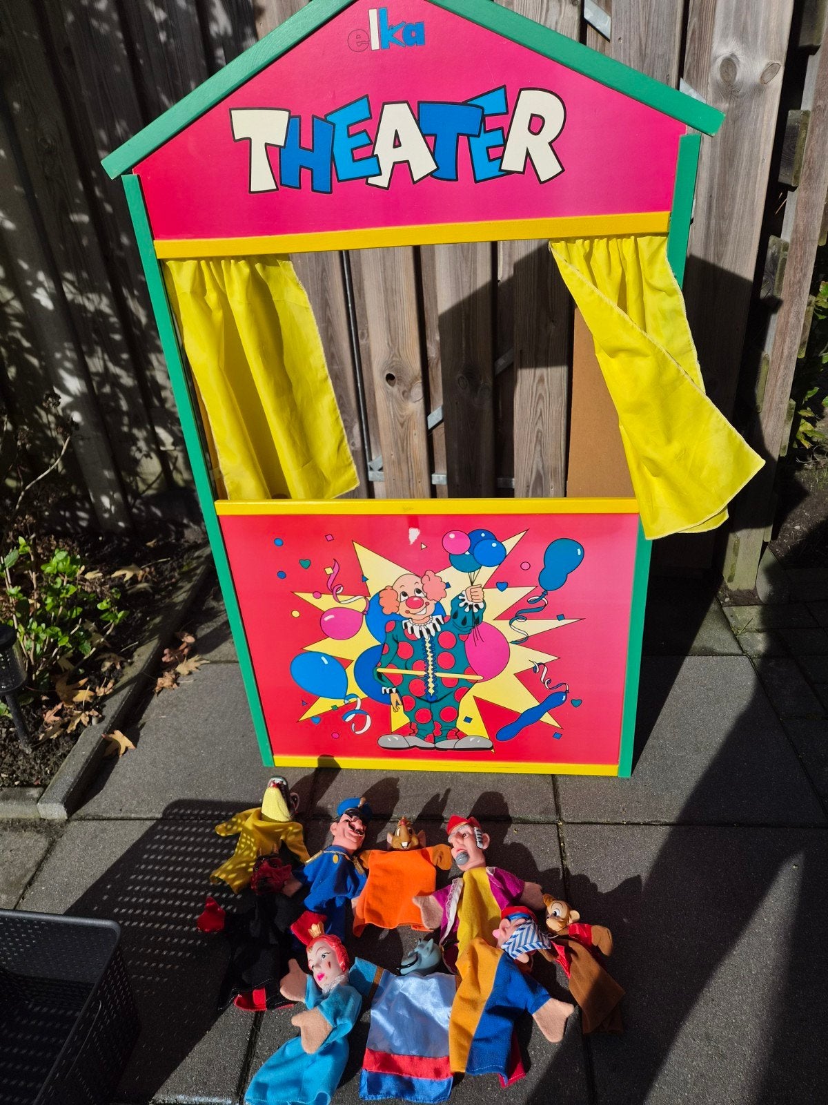 Poppenkast met poppen, Ophalen, Gebruikt, Jongen of Meisje