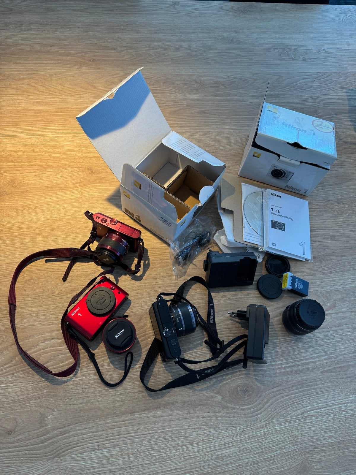 Nikon J1 & J3 camera's met lenzen, laders en batterijen, Ophalen, Niet werkend, Nikon