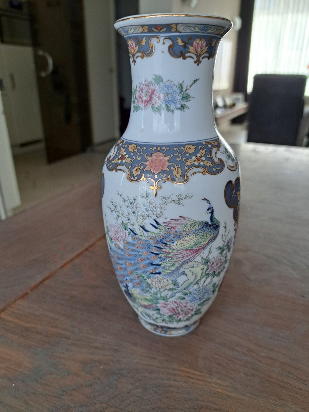 Vintage Vaga International Vaas met Pauw en Bloemen, Ophalen