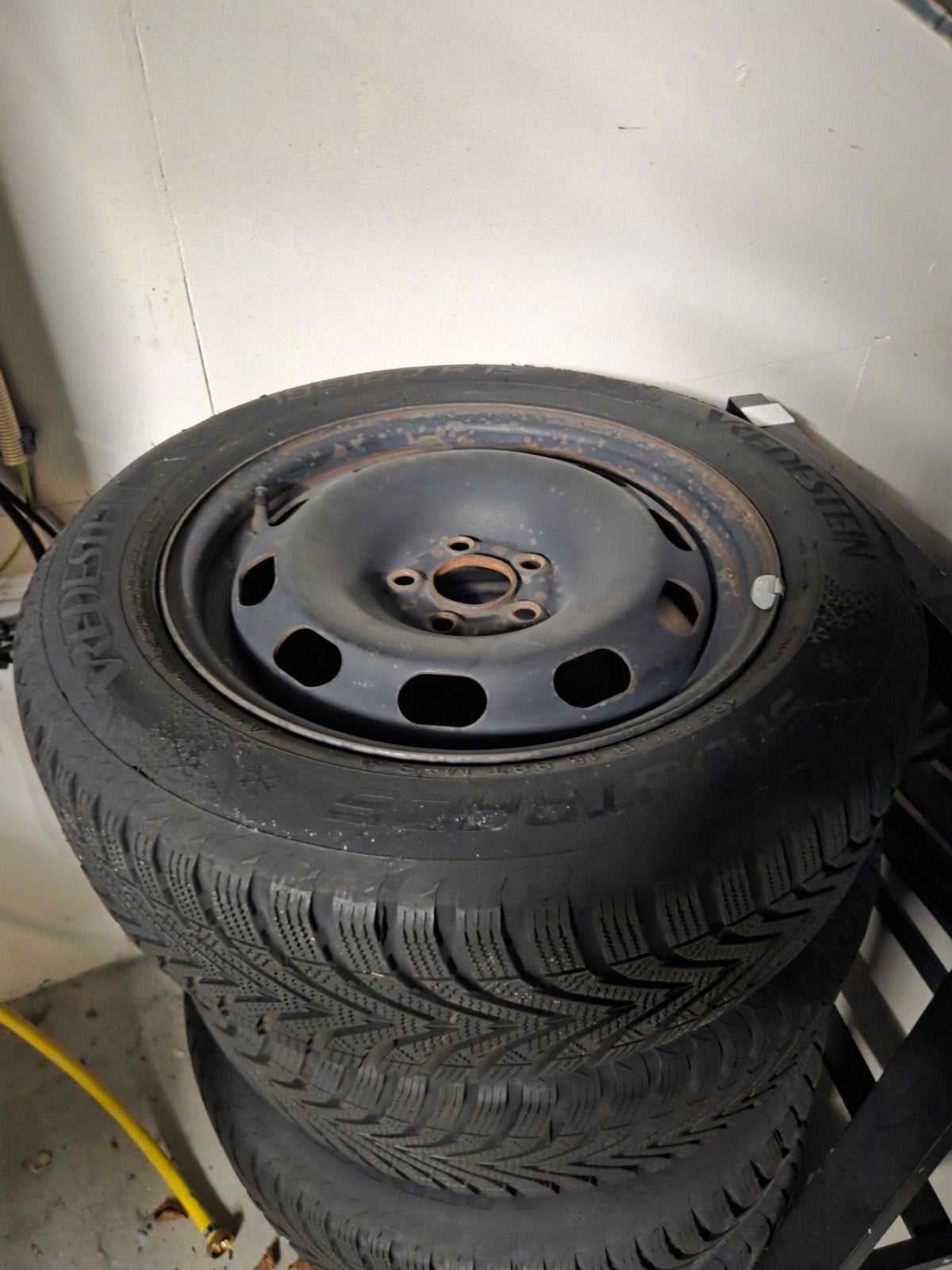 Winterbanden met velgen voor SEAT Ibiza 2012 (185/60 R15), Auto diversen, Auto-accessoires, Ophalen of Verzenden