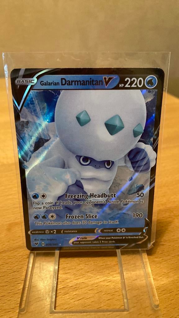 Pokemon Darmanitan V 36/185 Vivid Voltage 3,00 euro, Ophalen of Verzenden, Zo goed als nieuw