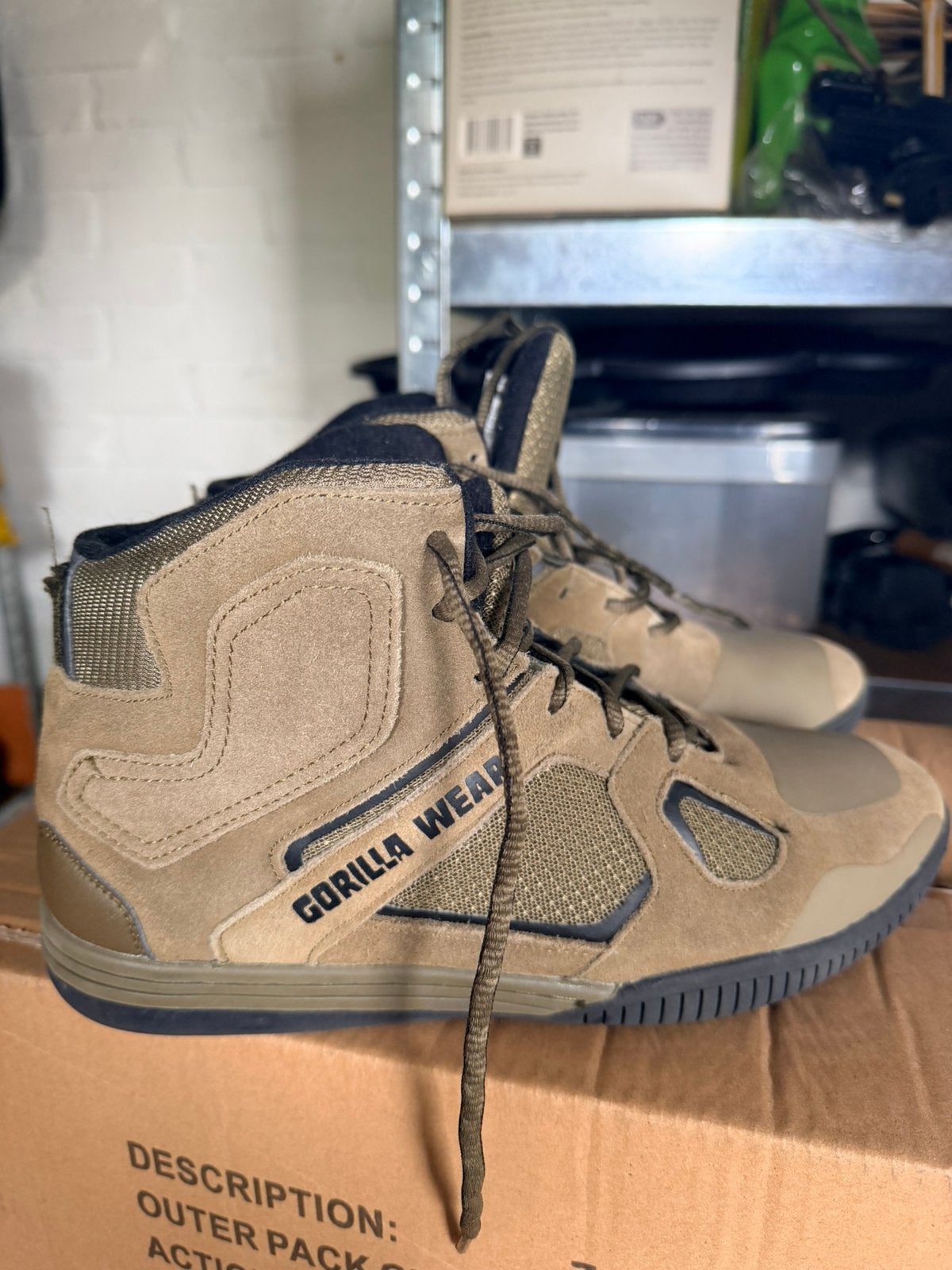 Gorilla wear troy high tops legergroen, Ophalen, Overige kleuren, Sportschoenen, Zo goed als nieuw