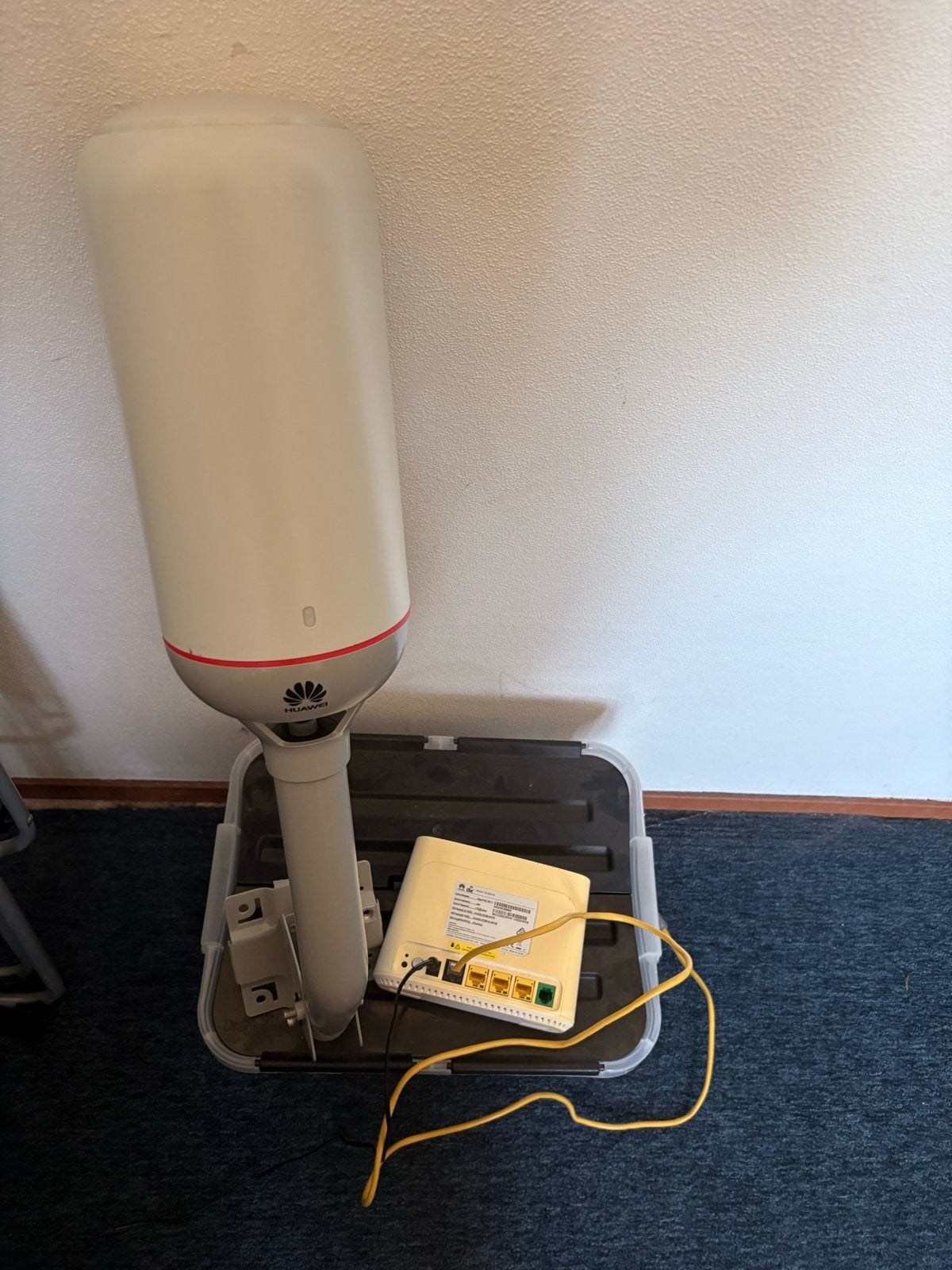 Huawei 5G CPE Pro 2 H122-373 Router met Antenne, Ophalen of Verzenden, Gebruikt