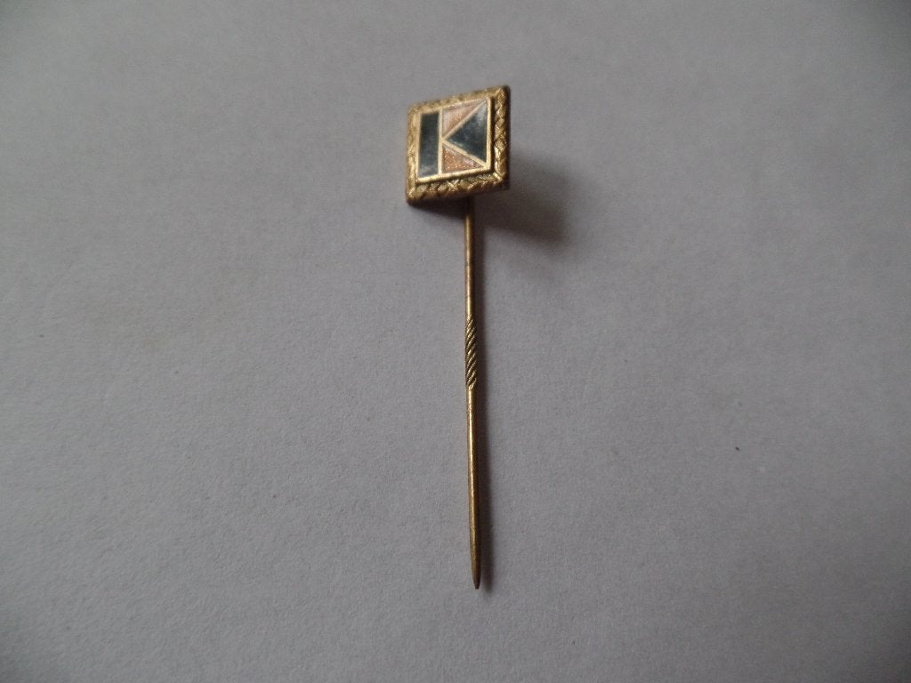 Oud speldje van de Kolping vereniging - Kolpingfamilie, Verzamelen, Speldjes, Pins en Buttons, Ophalen of Verzenden, Zo goed als nieuw