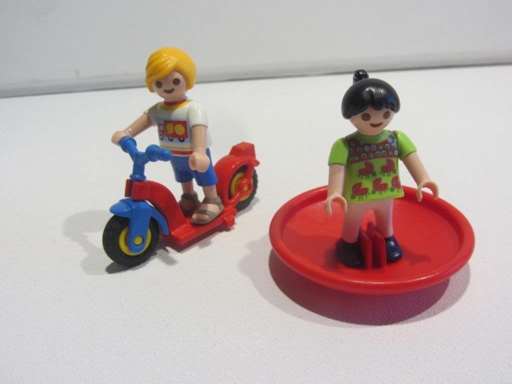 PLAYMOBIL 2 Kinderen met Speeltuig - spelende kinderen, Kinderen en Baby's, Speelgoed | Playmobil, Ophalen of Verzenden, Gebruikt