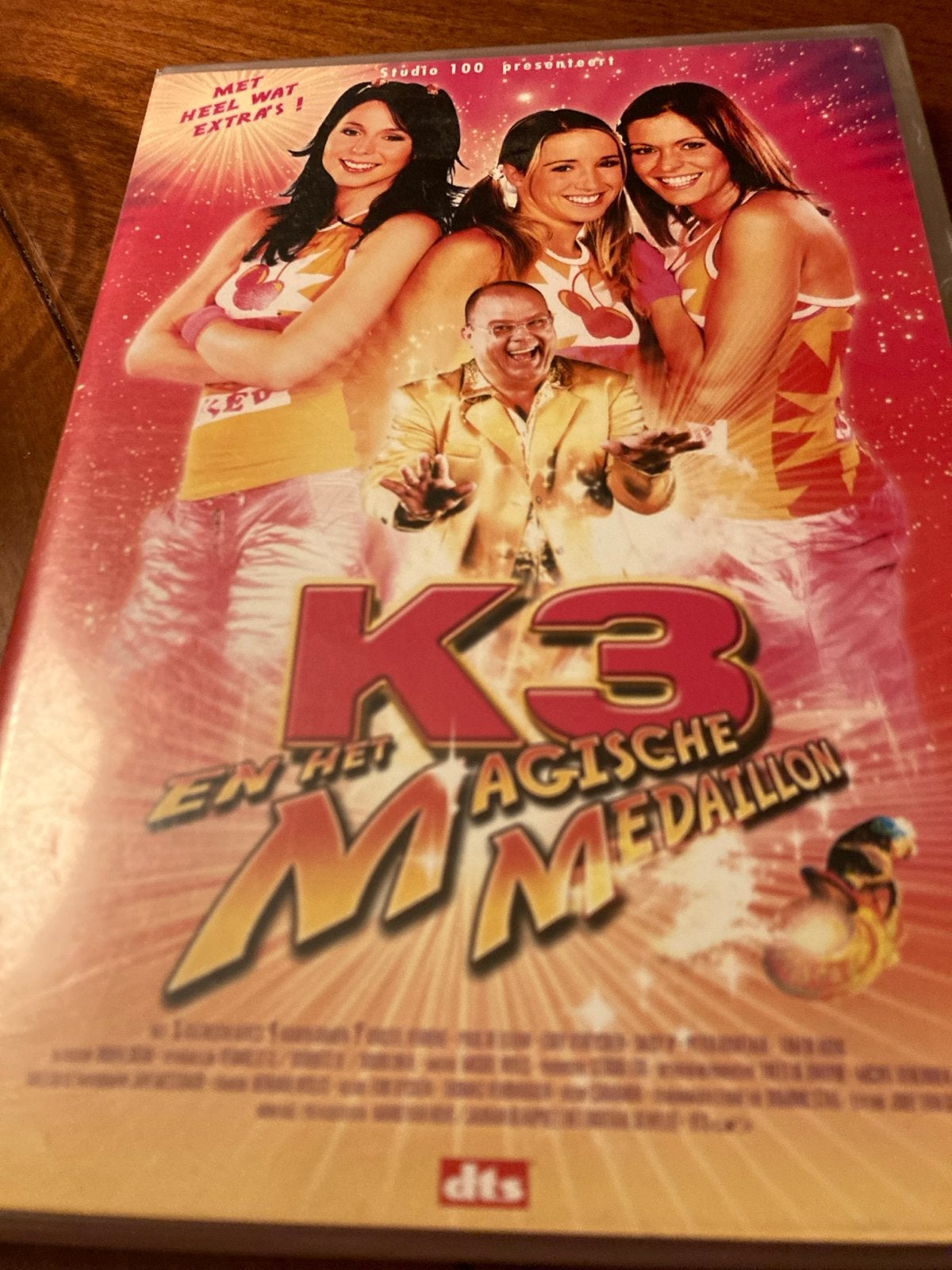 K3 en het Magische Medaillon DVD met extra's, Alle leeftijden, Ophalen of Verzenden, Familie, Film
