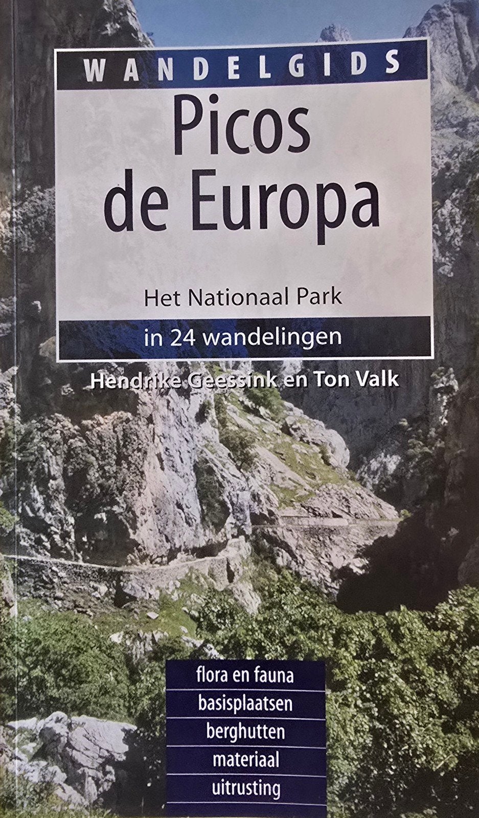 Wandelgids Picos de Europa - Nationaal Park in 24 wandeli, Boeken, Overige merken, Fiets- of Wandelgids, Europa, Ophalen of Verzenden