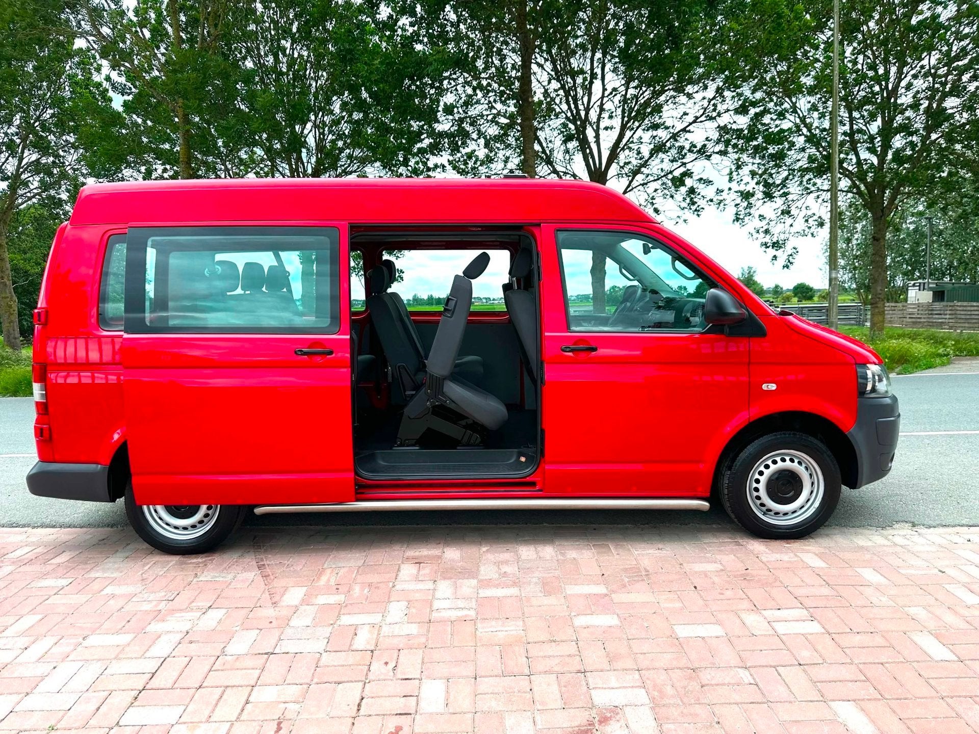 Volkswagen Transporter Kombi 2.0 TDI L2H2 9 Persoons Automaa, Auto's, Euro 5, Stof, Gebruikt, 241 €/maand