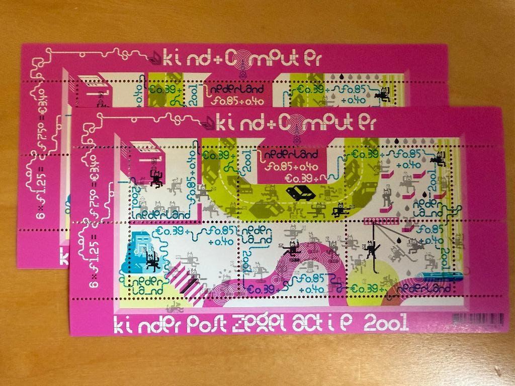 Kinderpostzegels 2001 kind + computer 2 blokjes nvph 2013, Ophalen of Verzenden, Na 1940, Postfris