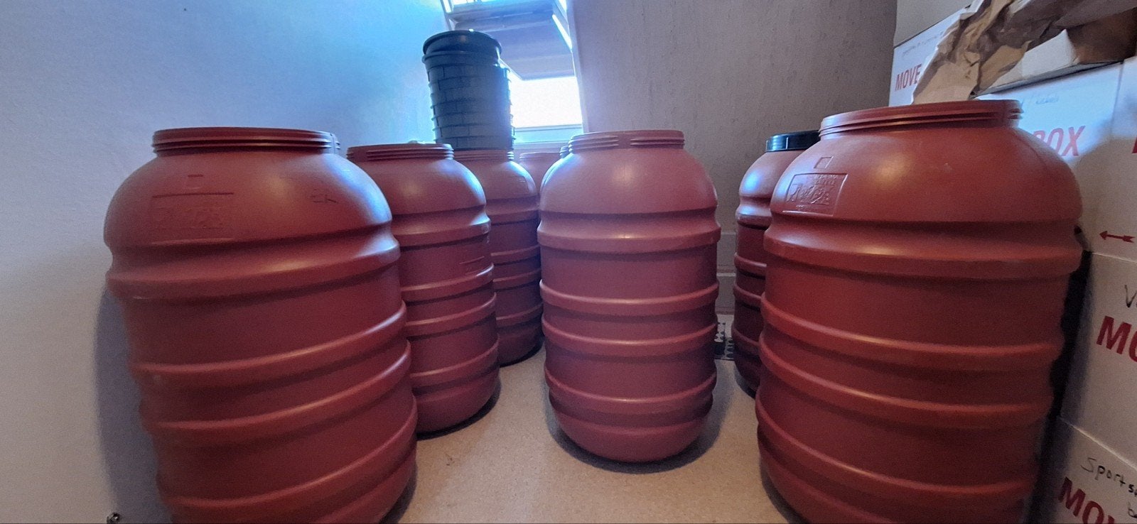 Regenton 220 liter met deksel, Tuin en Terras, 150 liter of meer, Ophalen, Gebruikt, Kunststof