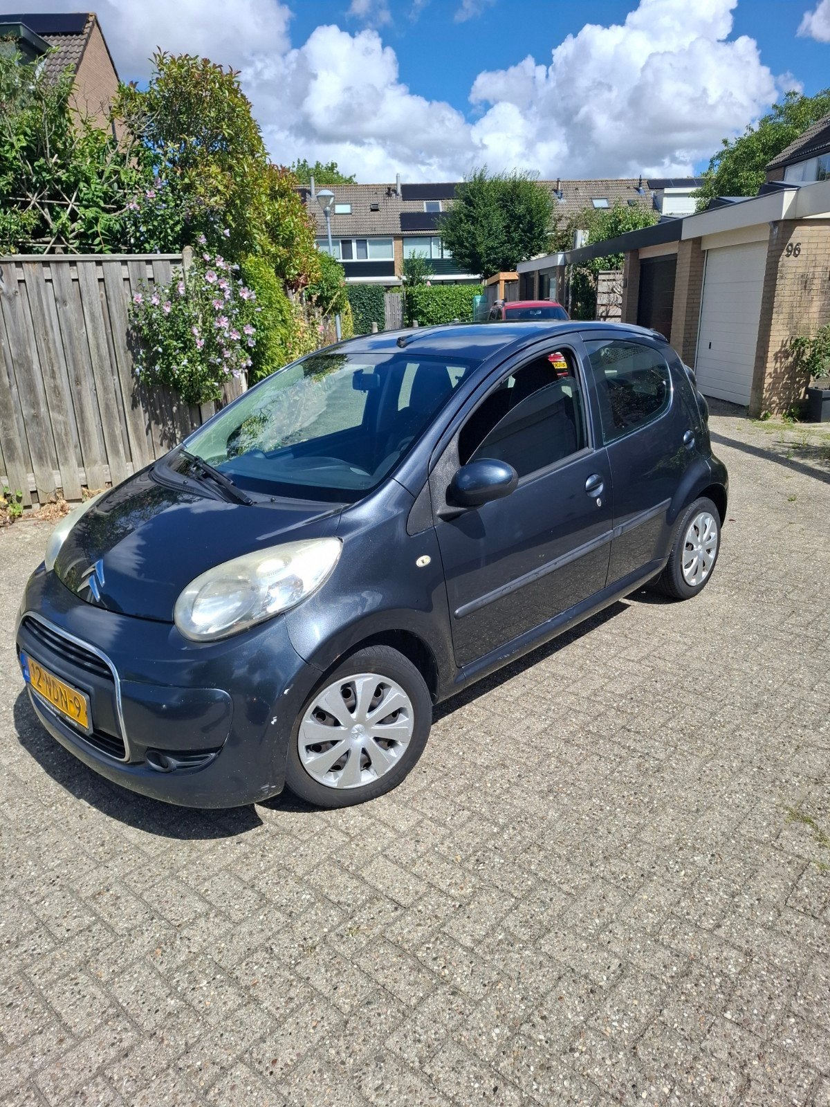 Citroën C1 1.0 5-DRS Sensodrive 2010 Grijs, Auto's, Zwart, 4 stoelen, C1, 68 pk