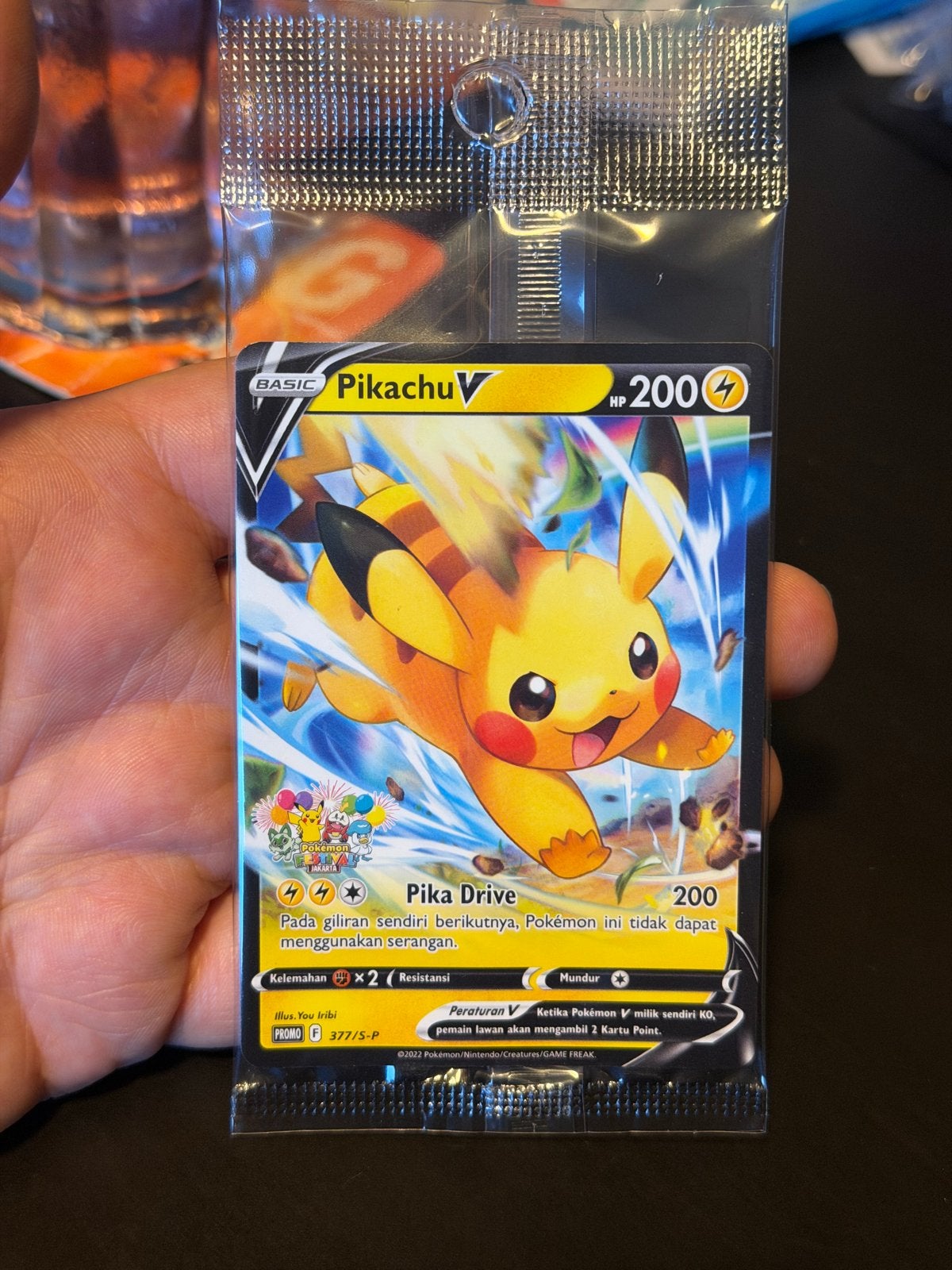 Sealed Pikachu V – Pokémon Festival Stamped Promo 377/S-P, Ophalen of Verzenden, Nieuw, Losse kaart