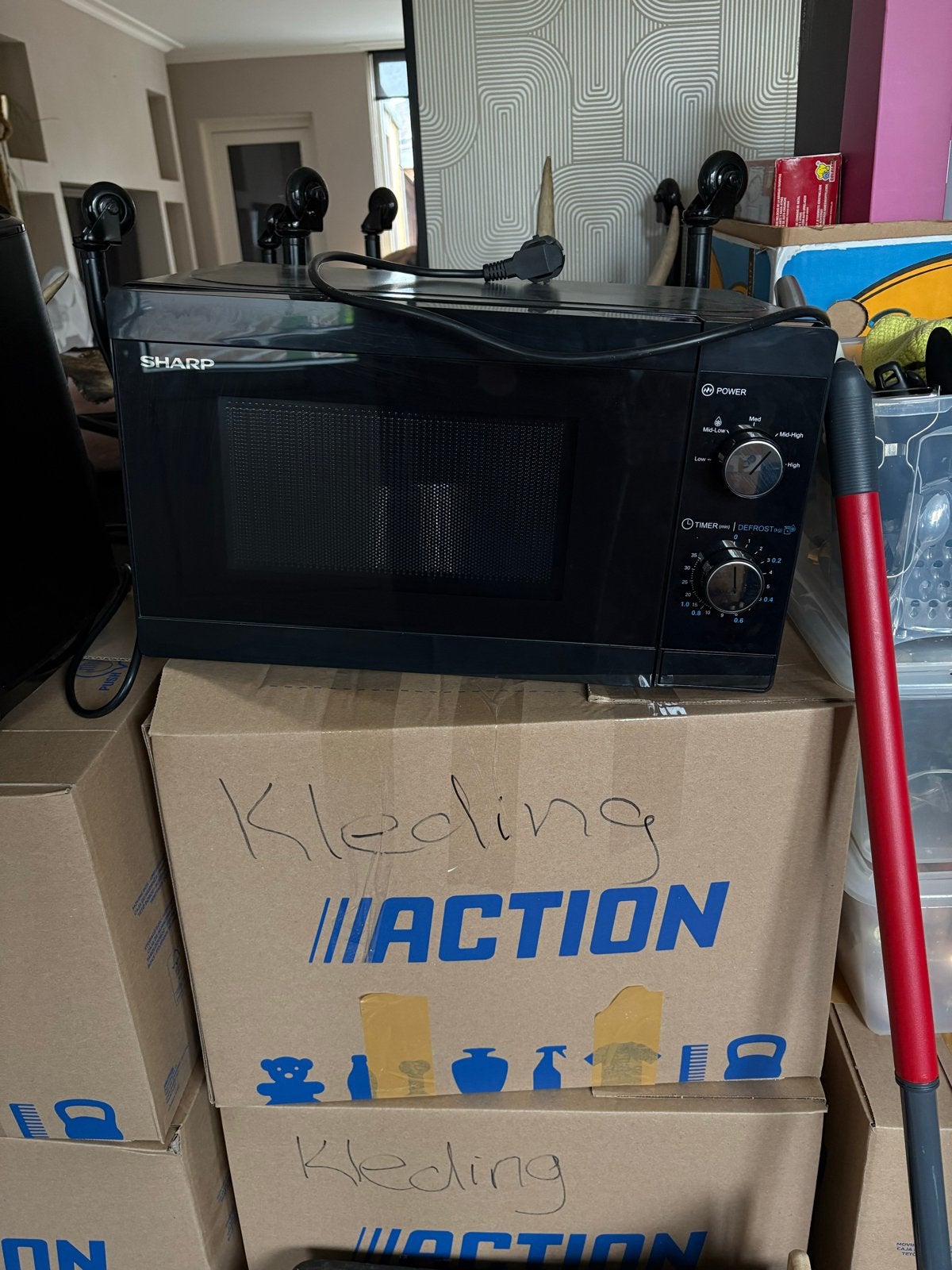 Sharp YC-GS01E-B Magnetron - Zwart, Ophalen, Draaiplateau, Magnetron, Zo goed als nieuw