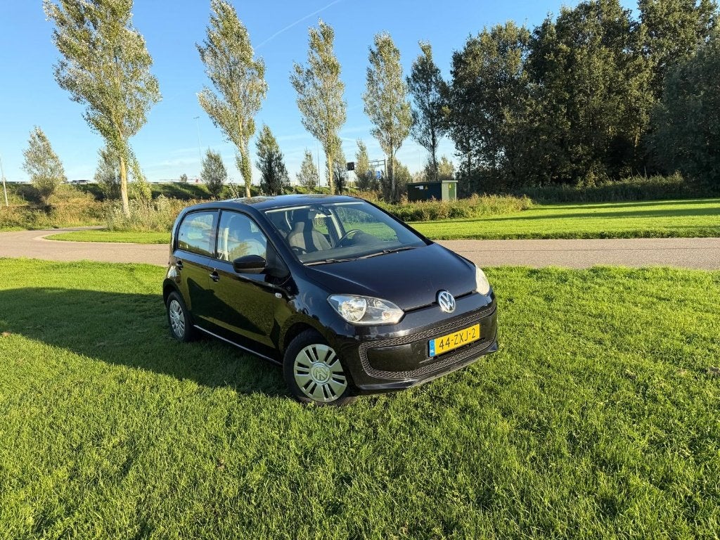 Volkswagen up! 1.0 44KW 2013 Zwart, Auto's, Voorwielaandrijving, Up!, 4 stoelen, Zwart
