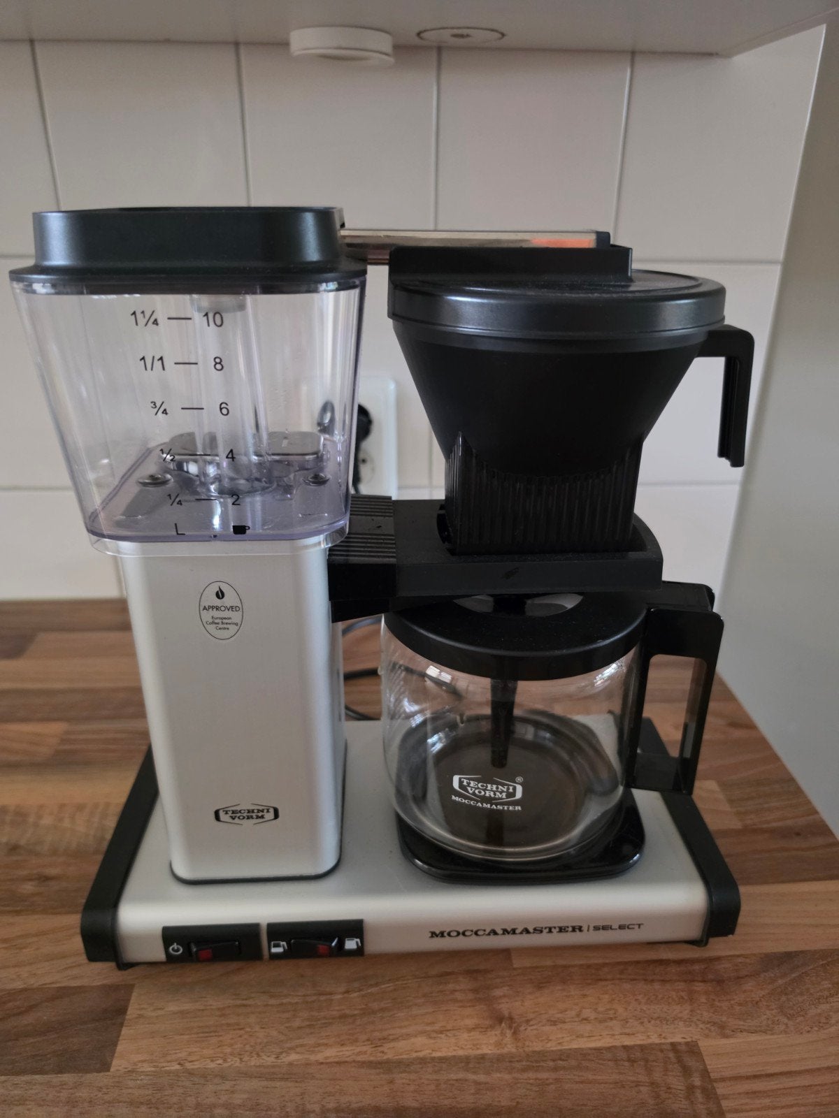 Moccamaster Select koffiezetapparaat met filters, Witgoed en Apparatuur, Koffiezetapparaten, Afneembaar waterreservoir, 10 kopjes of meer