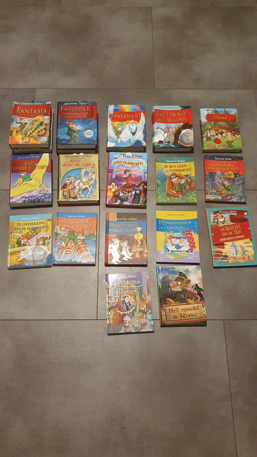 Diverse Geronimo Stilton boeken - Avontuurlijke collectie, Boeken, Ophalen of Verzenden, Gelezen, Geronimo Stilton