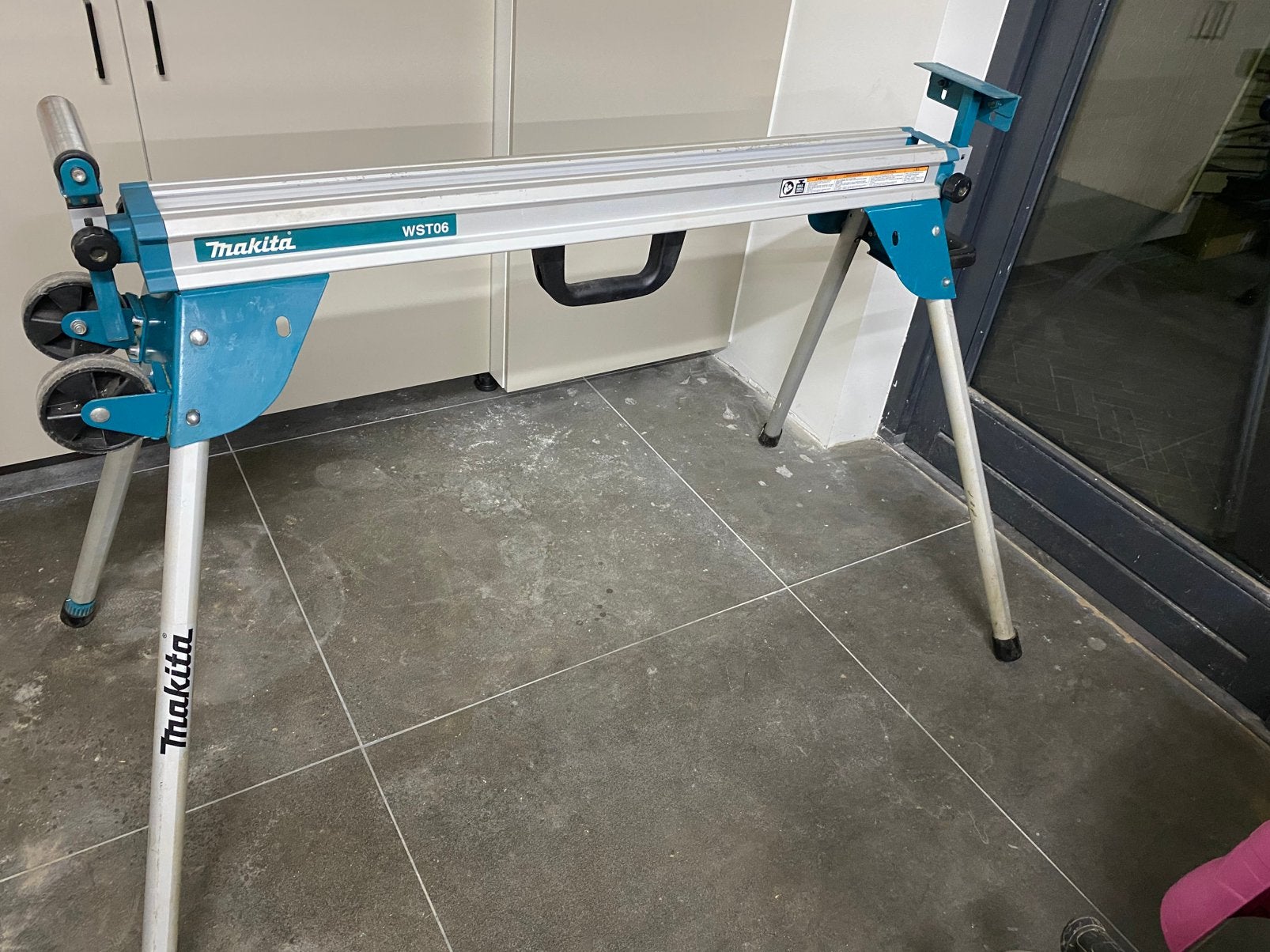 Makita wst06, Ophalen, Cirkelzaag, Zo goed als nieuw, 30 tot 70 mm